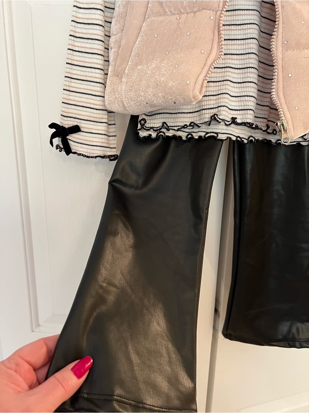 Little Lass Girls Sz 6 Quilted Vest, Shirt and Faux Leather Pants - 3 Piece Set - Picture 7 of 13